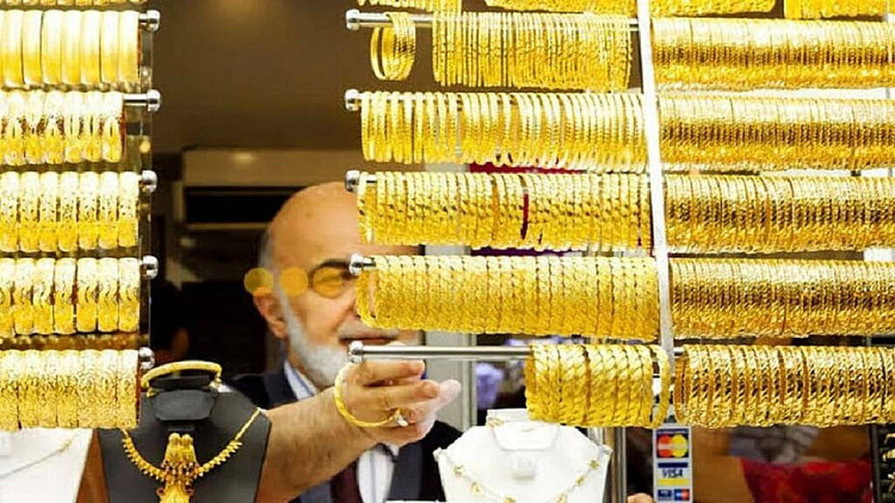 تراجع أسعار الذهب في مصر بمنتصف تعاملات يوم الثلاثاء 5 مايو 2026